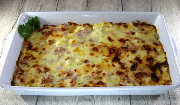 Coliflor al horno con bechamel y jamón york