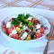 Ensalada sin gluten con trigo sarraceno y tomates