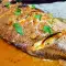 Besugo al horno con salsa