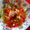 Ensalada de pescado con albahaca