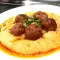 Albóndigas de carne con puré de patatas (albóndigas Tsargrad)