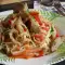 Tallarines de arroz fritos con cerdo y verduras