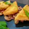Polenta rebozada con champiñones y bacon