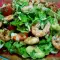 Ensalada verde con gambas y aguacate