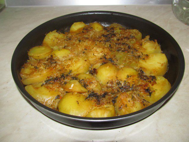 Patatas nuevas al horno con mostaza