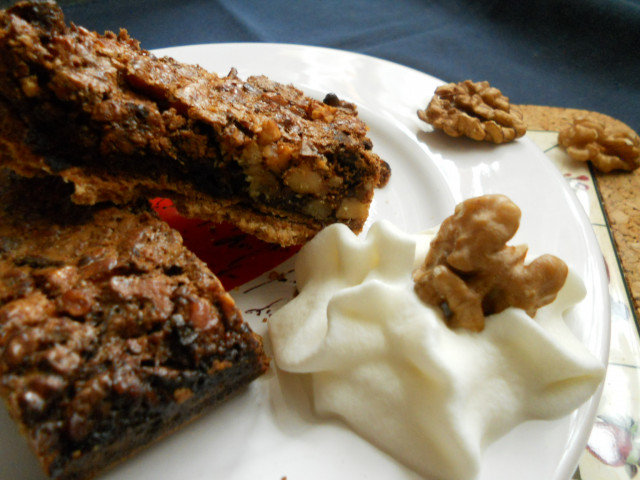 Galleta gigante con nueces y chocolate