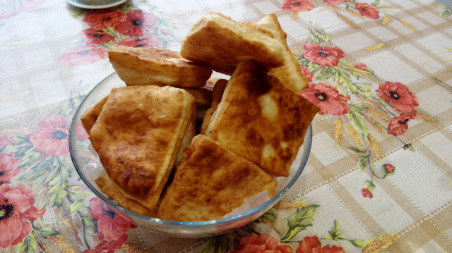 Bollos fritos con queso (receta de la abuela)