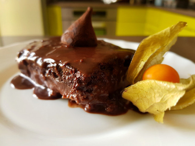Tarta mágica de chocolate con trufas