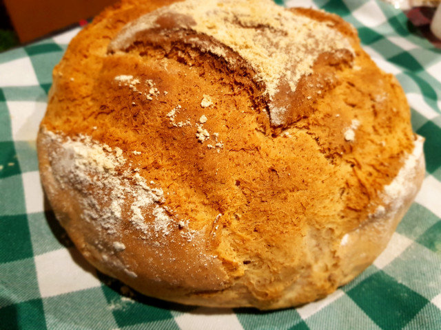 Pan de pueblo con harina de trigo y espelta