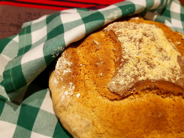 Pan de pueblo con harina de trigo y espelta