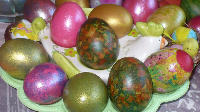 Huevos de Pascua Marmolados (pintados con escamas de cebolla)