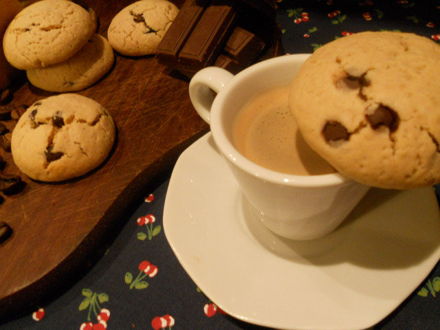 Galletas de café con gotas de chocolate