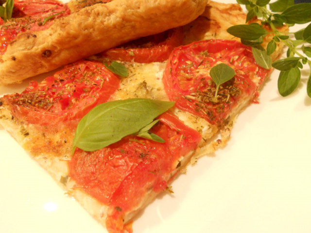 Tarta de tomates y queso crema