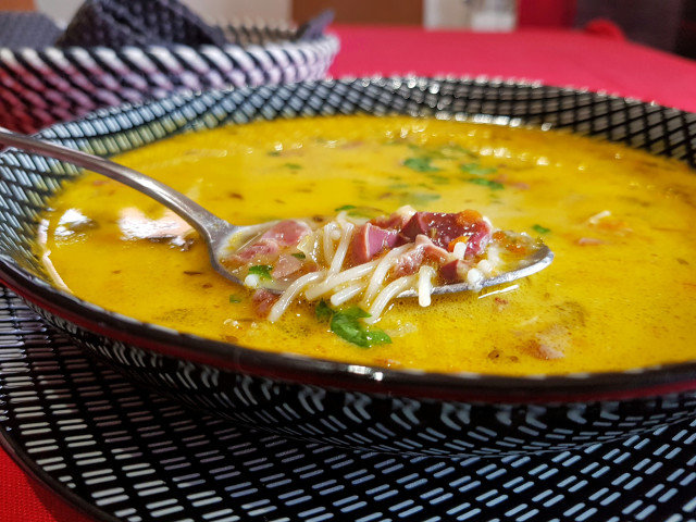 Sopa de mollejas de pato