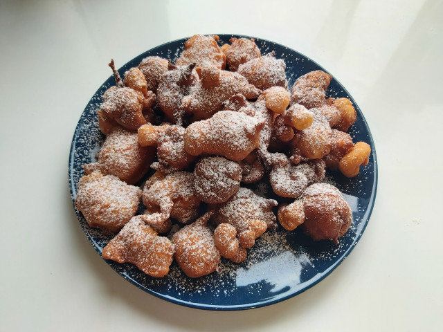 Buñuelos de viento revueltos