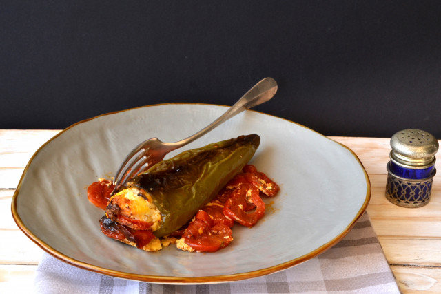 Pimientos con requesón al horno