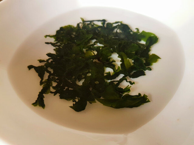 Ensalada con alga japonesa Wakame