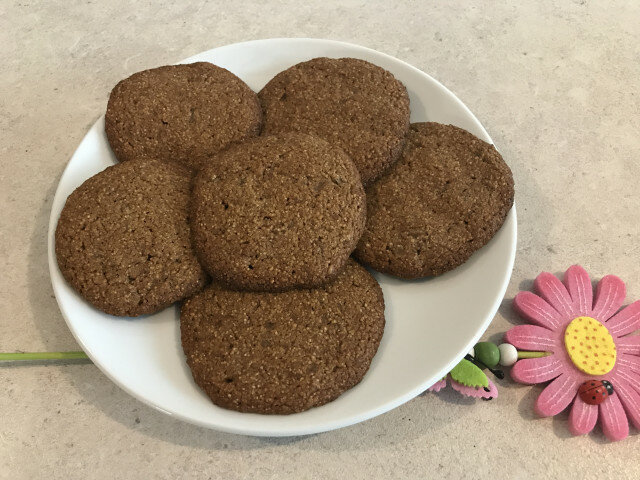 Galletas integrales con espelta, manzana y canela