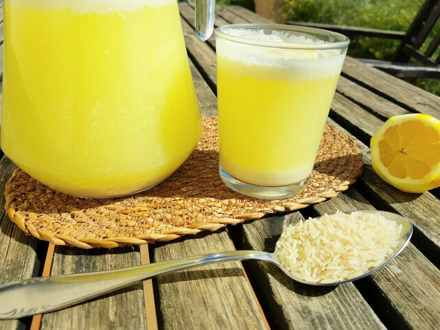 Bebida de arroz basmati y limón