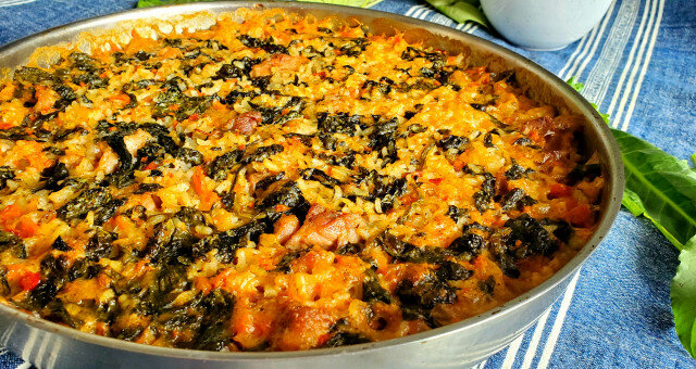 Arroz al horno con cerdo y acedera