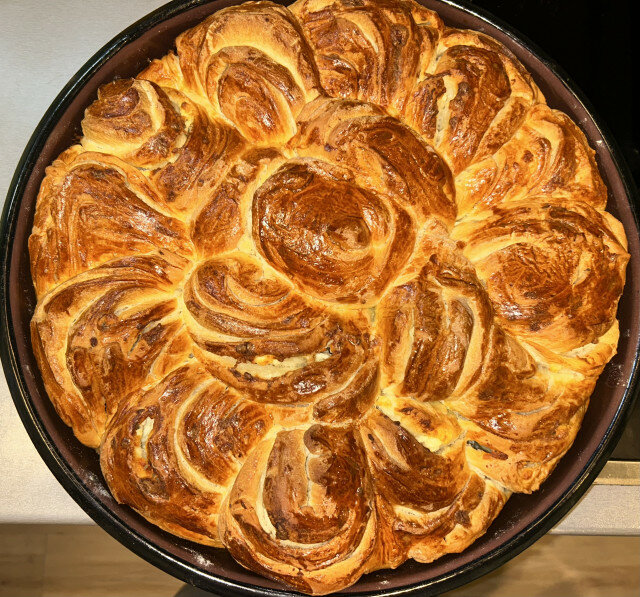 Pan festivo con levadura fresca