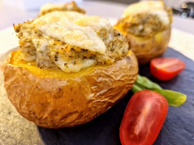 Patatas rellenas de brócoli y cheddar