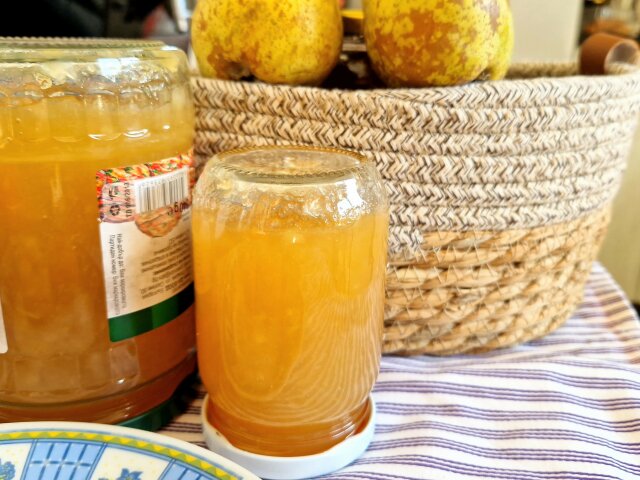 Mermelada de peras y manzanas con canela