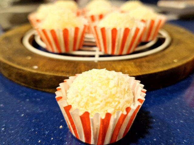 Bombones de chocolate blanco y mascarpone